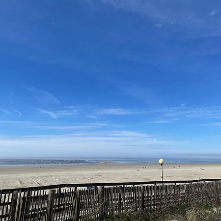 L'Alteia - L'Appartement Les Pieds Dans L'Eau Avec Place De Parking Prive Et Acces Direct A La Plage Berck Exterior foto